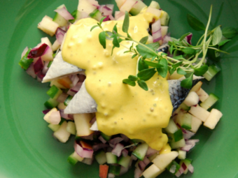 Śledź w sosie musztardowym